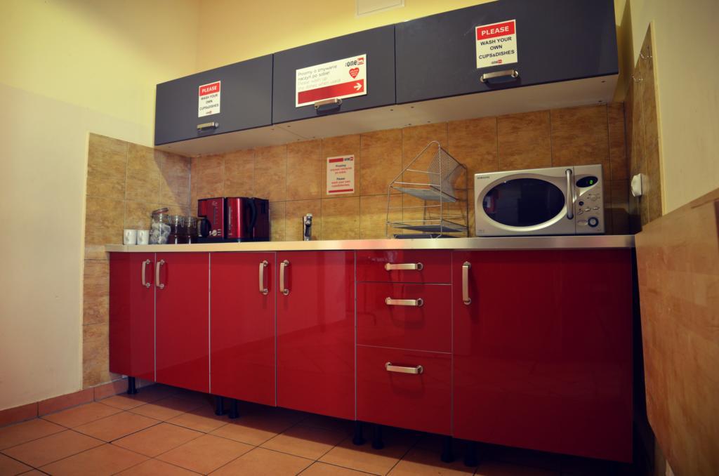 ורוצלב The One Hostel מראה חיצוני תמונה